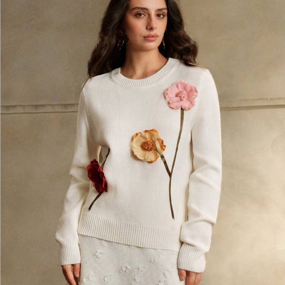 Floral Embellished White Sweater